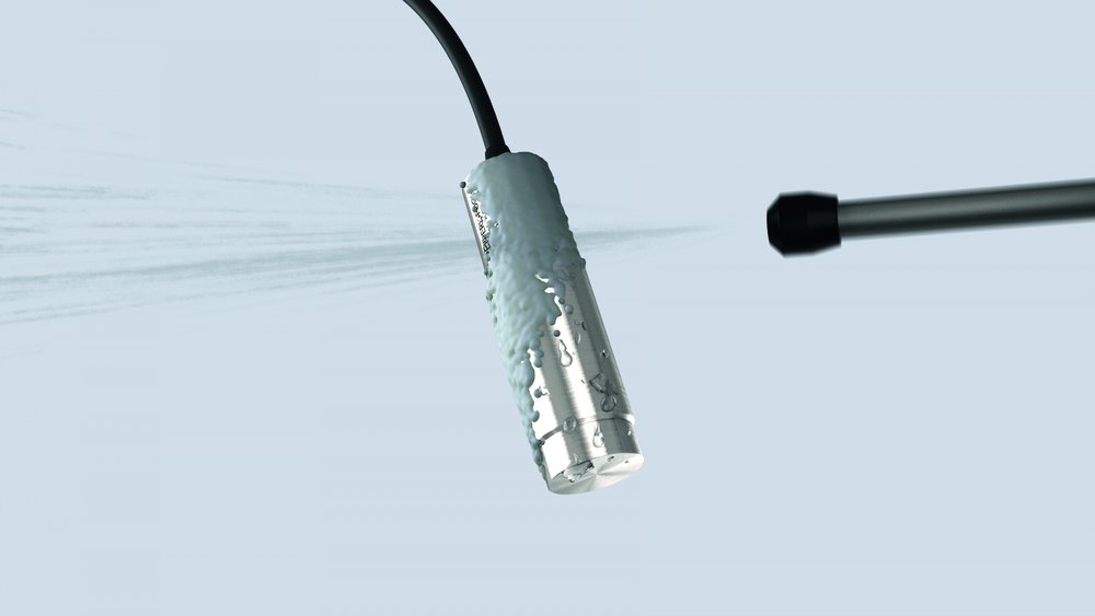 UMC3000: Sensor com superfície em metal para sensorização directa